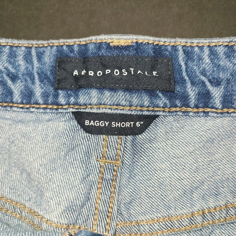 Aeropostale Baggy Denim Shorts Womens Size 10 Raw Hem Cotton Blue Jean 6